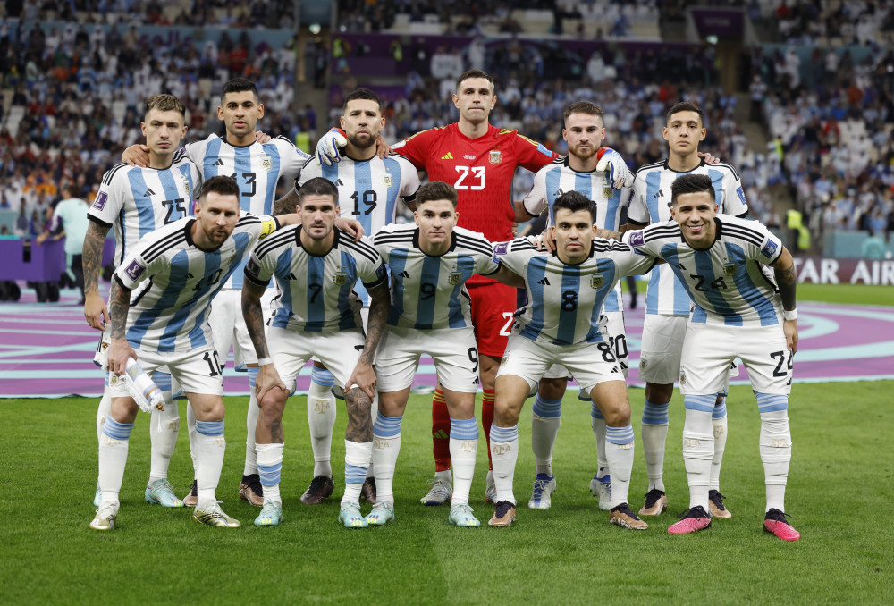 雷迪克：如果球队防守持续这么糟糕，范德彪会获得上场时间（雷迪克：球队防守若不见起色，范德彪将获出场机会）