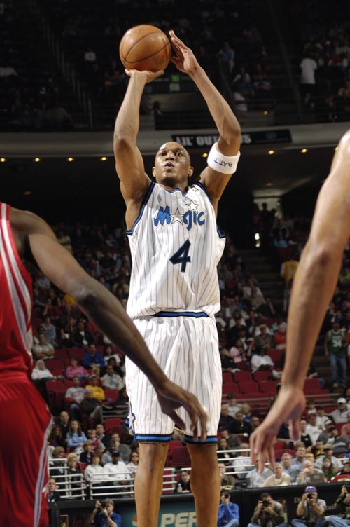 若昂-内维斯：我现在状态很好；金球奖不是我看待足球的方式（若昂-内维斯：状态正佳；我不以金球奖来衡量足球）