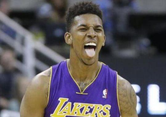 雷斯：我特别喜欢MSN时期的巴萨；最大梦想是赢欧冠或世界杯（雷斯：最爱MSN时代的巴萨，最大愿望是夺得欧冠或世界杯）