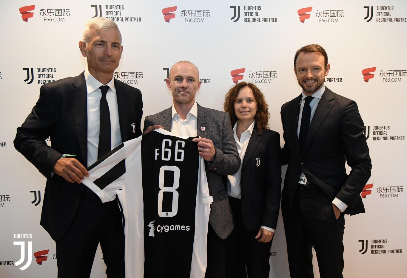 NBA：湖人险胜火箭 詹姆斯砍下38分（詹姆斯轰38分助湖人险胜火箭）