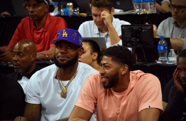 经纪人：卢卡库的比赛影响力依然巨大，本月他就有可能复出（经纪人：卢卡库影响力未减，有望本月复出）