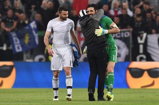 官方：韩国人高亨进主哨足协杯决赛，德国人丹克特担任VAR（足协杯决赛裁判组官宣：韩国裁判高亨进主哨，德国裁判丹克特任VAR）