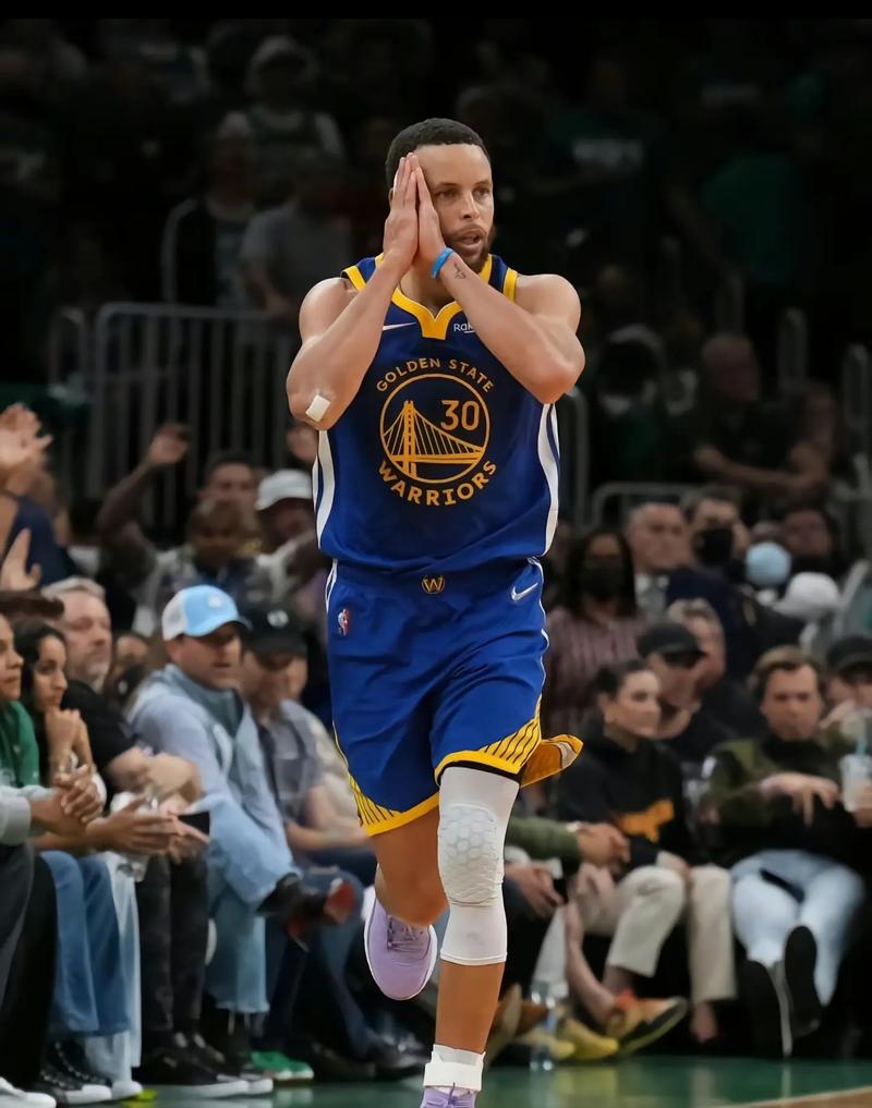 客战海港破门，林加德攻入个人亚冠首球（林加德客战海港破门，斩获亚冠处子球）