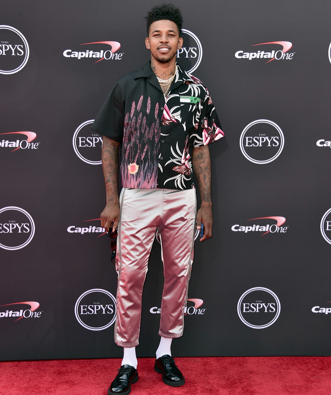 意甲：尤文2-1小胜佛罗伦萨（意甲联赛：尤文2比1险胜佛罗伦萨）