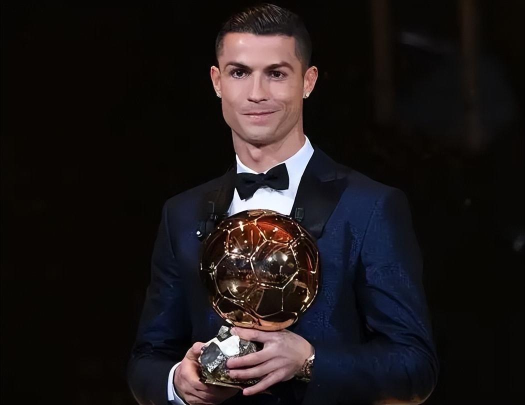 巴黎人报：热刺和曼联密切关注穆阿尼，巴黎高层已对尤文不满（巴黎人报：曼联与热刺紧盯穆阿尼，巴黎高层已对尤文表达不满）