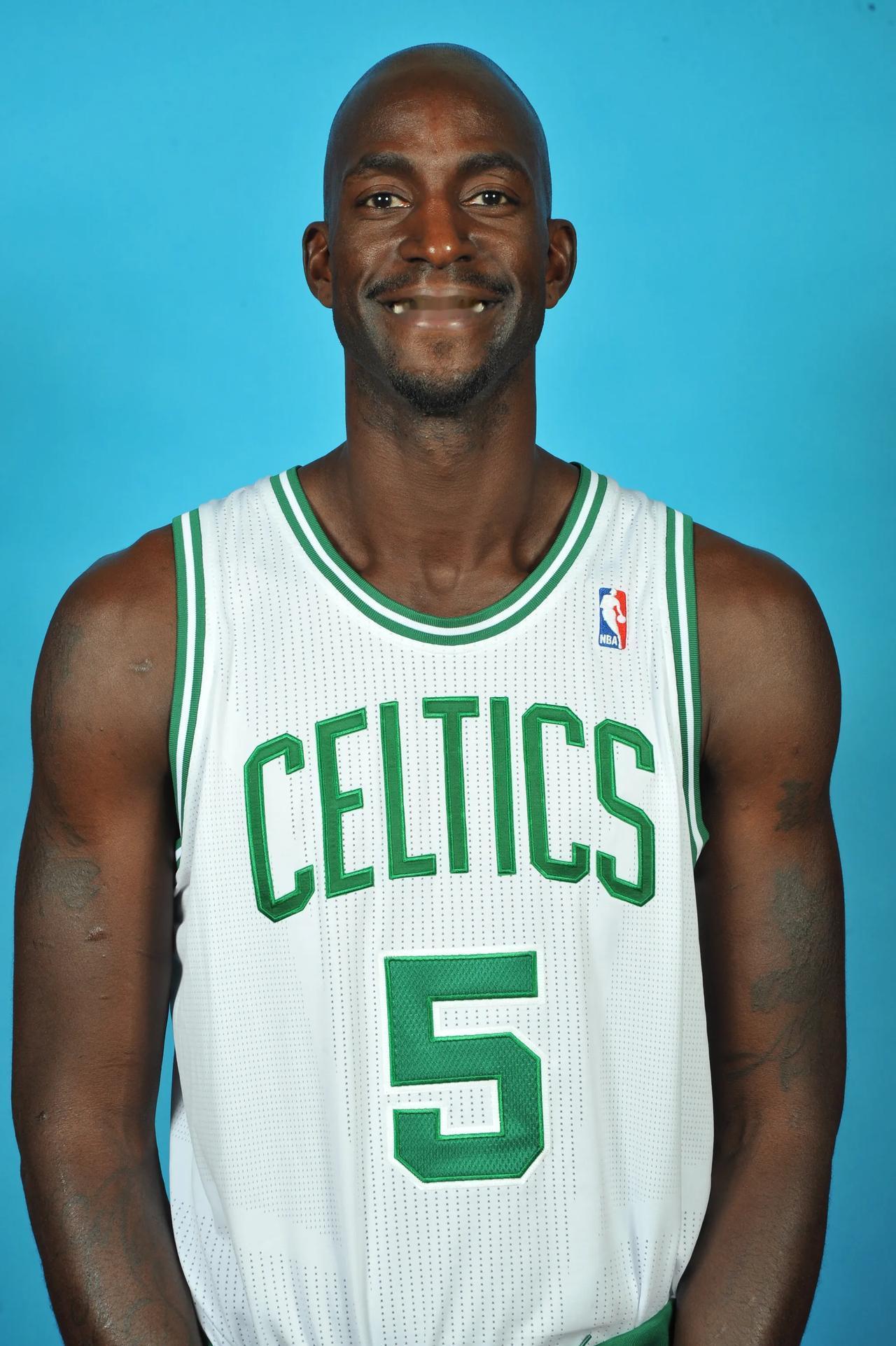 德天空：尤文关注匈牙利20岁中场托特，球员身价1500万欧（德国天空体育：尤文有意20岁匈牙利中场托特，估值约1500万欧元）